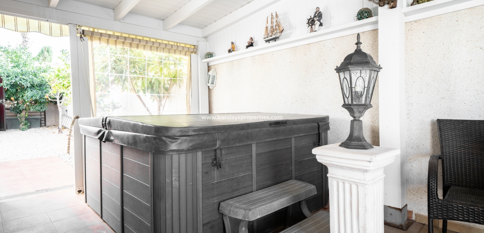 Wederverkoop - Vrijstaande Villa - Urb. La Marina