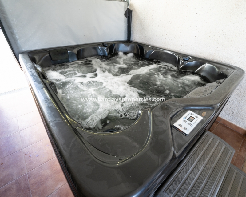 Wederverkoop - Vrijstaande Villa - Urb. La Marina