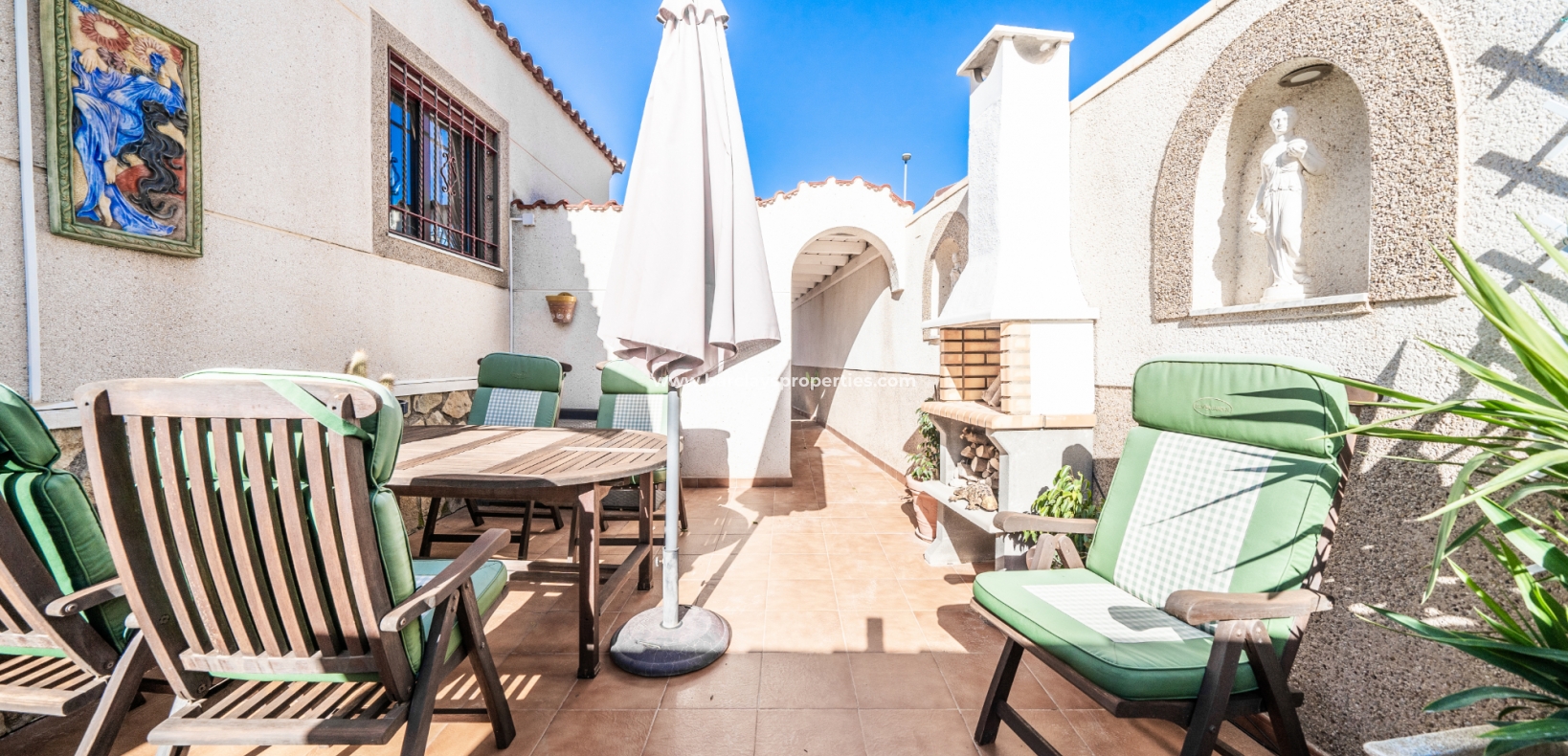 Wederverkoop - Vrijstaande Villa - Urb. La Marina