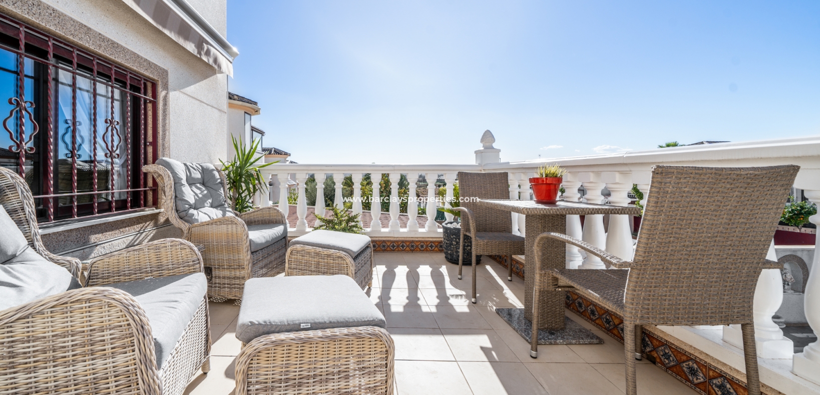 Wederverkoop - Vrijstaande Villa - Urb. La Marina