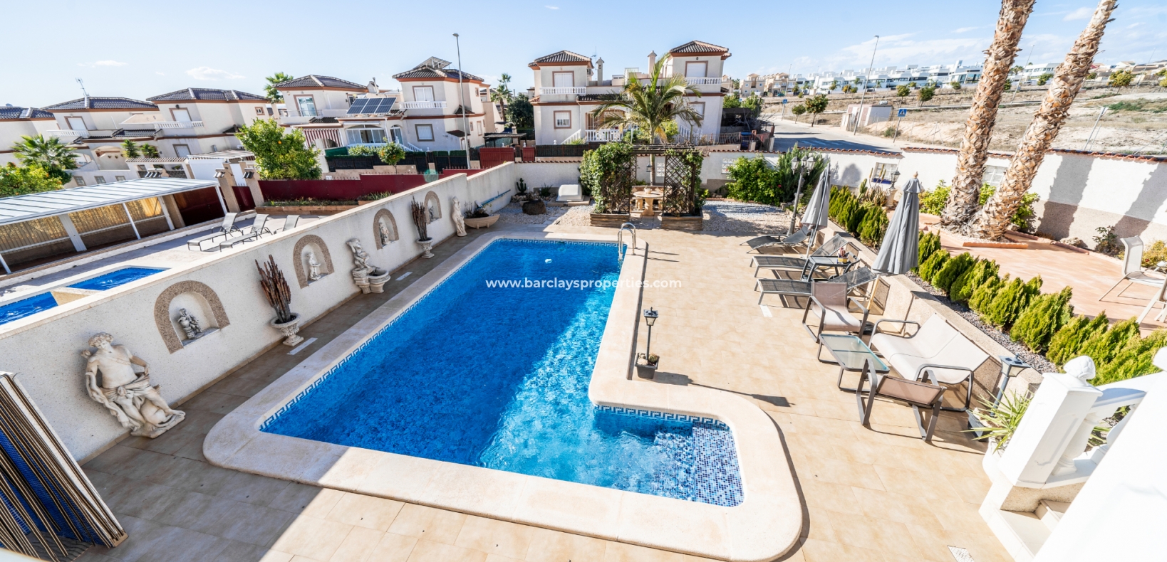 Wederverkoop - Vrijstaande Villa - Urb. La Marina