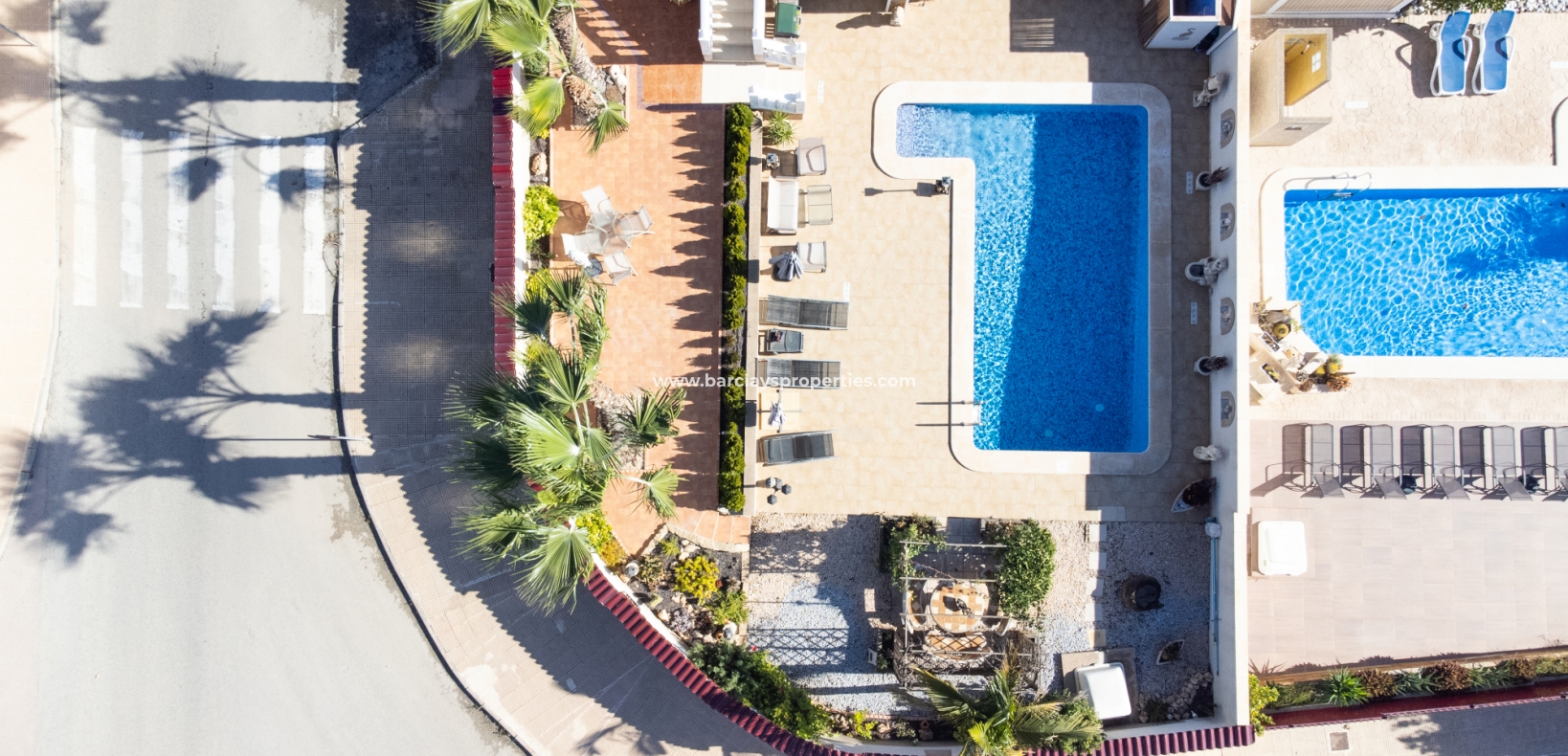 Wederverkoop - Vrijstaande Villa - Urb. La Marina