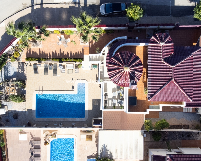 Wederverkoop - Vrijstaande Villa - Urb. La Marina