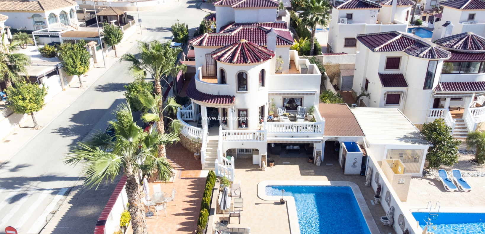 Wederverkoop - Vrijstaande Villa - Urb. La Marina