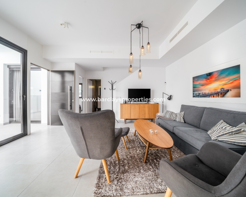 Wederverkoop - Vrijstaande Villa - Urb. La Marina