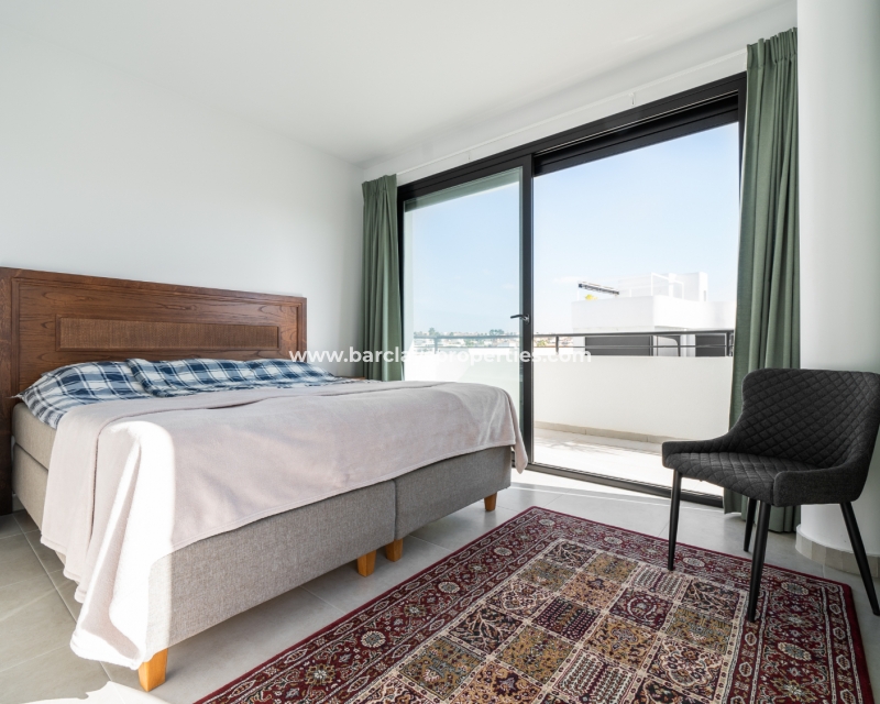 Wederverkoop - Vrijstaande Villa - Urb. La Marina