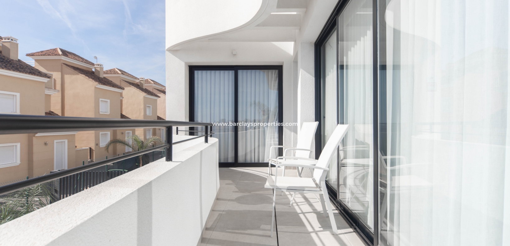 Wederverkoop - Vrijstaande Villa - Urb. La Marina