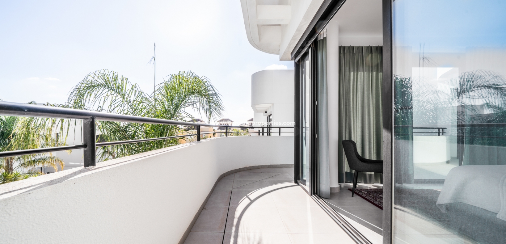 Wederverkoop - Vrijstaande Villa - Urb. La Marina