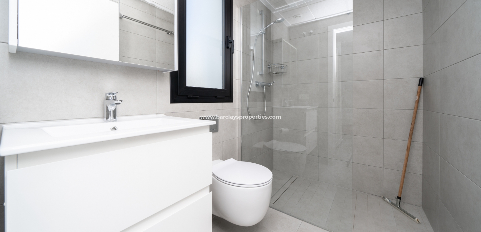 Wederverkoop - Vrijstaande Villa - Urb. La Marina