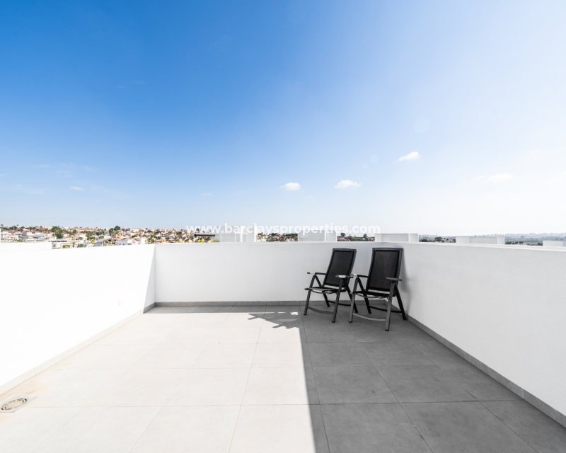 Wederverkoop - Vrijstaande Villa - Urb. La Marina