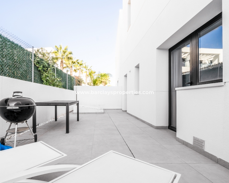 Wederverkoop - Vrijstaande Villa - Urb. La Marina