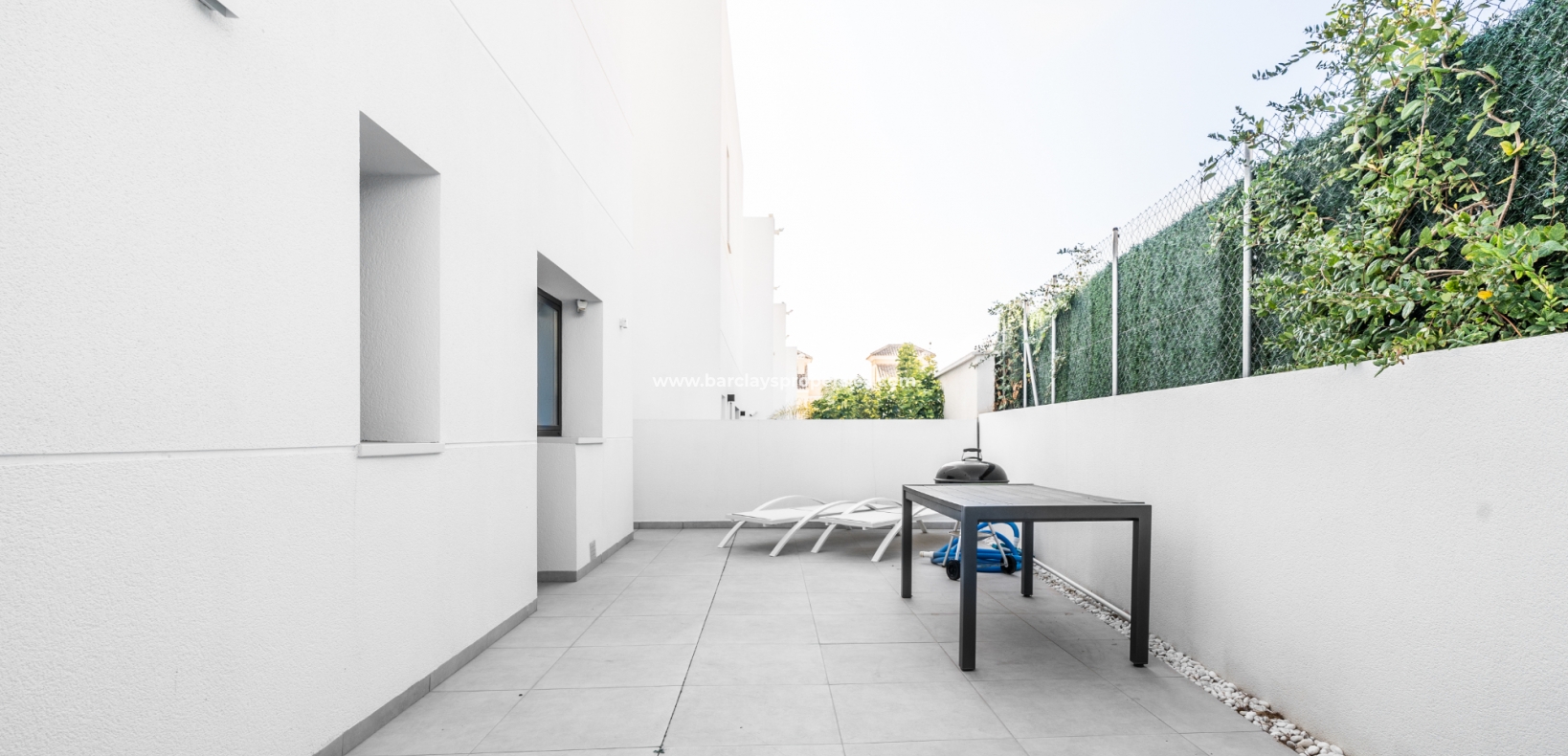 Wederverkoop - Vrijstaande Villa - Urb. La Marina