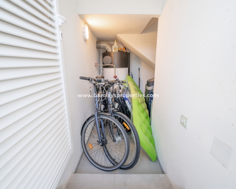 Wederverkoop - Vrijstaande Villa - Urb. La Marina