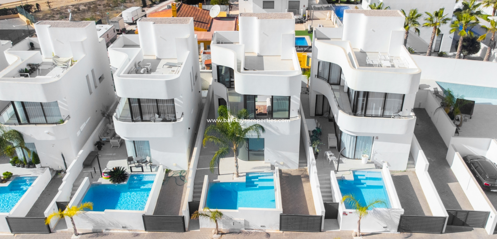 Wederverkoop - Vrijstaande Villa - Urb. La Marina