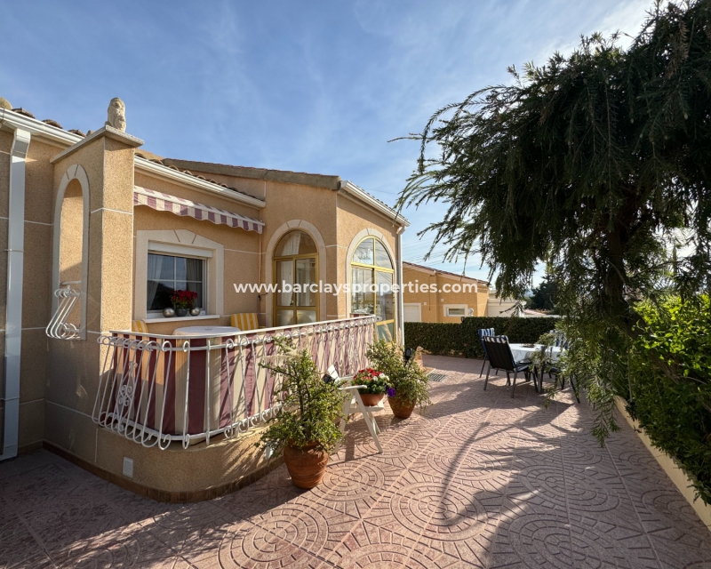 Wederverkoop - Vrijstaande Villa - Urb. La Marina