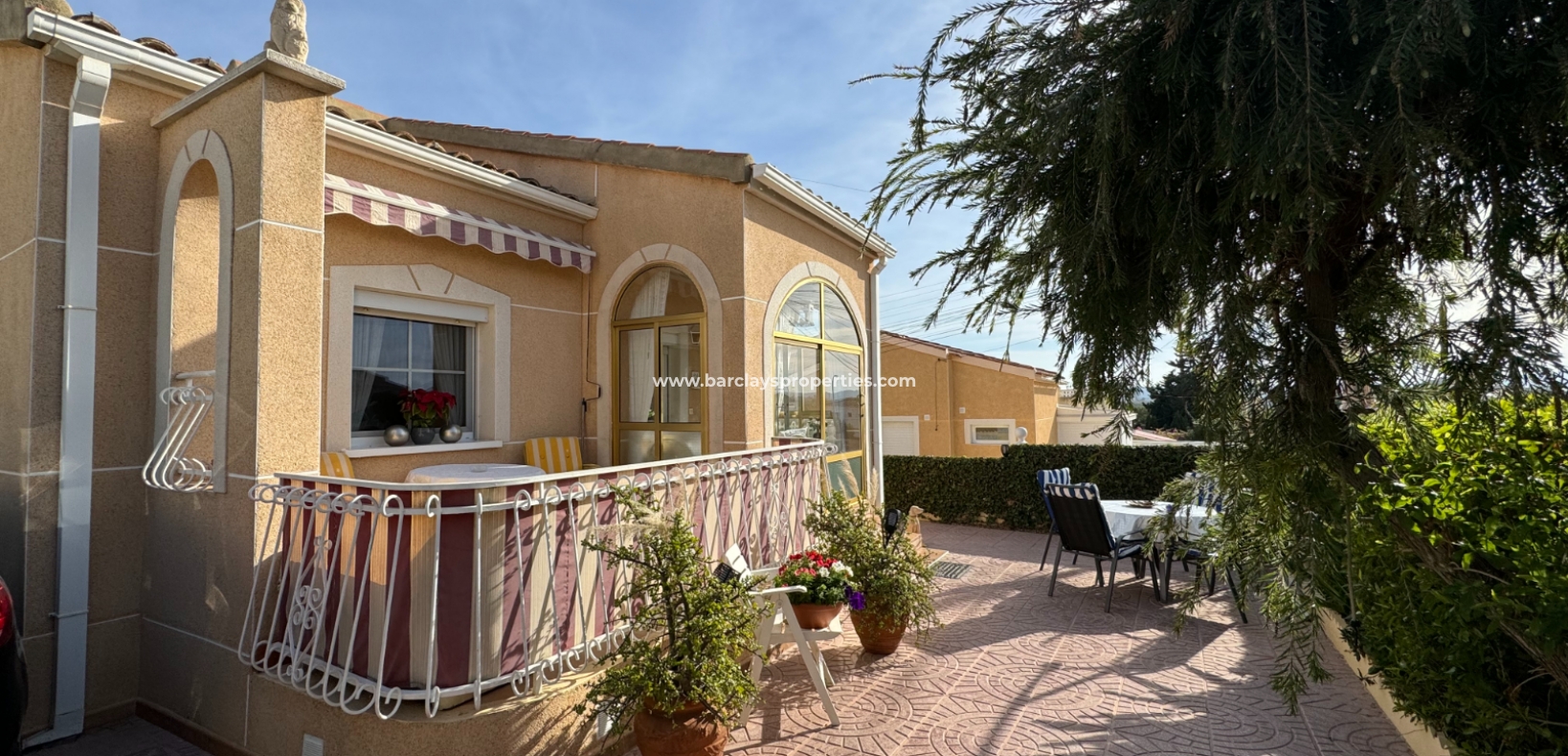 Wederverkoop - Vrijstaande Villa - Urb. La Marina