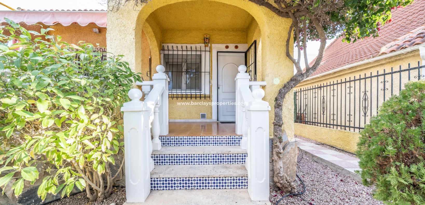 Wederverkoop - Vrijstaande Villa - Urb. La Marina