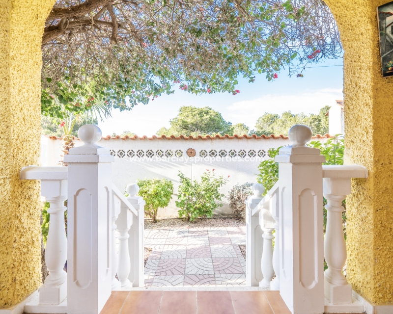 Wederverkoop - Vrijstaande Villa - Urb. La Marina