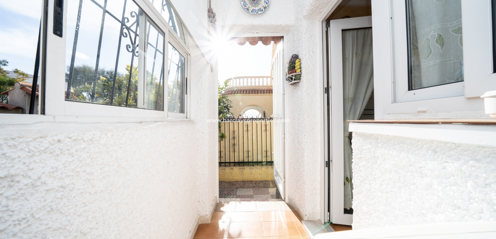 Wederverkoop - Vrijstaande Villa - Urb. La Marina