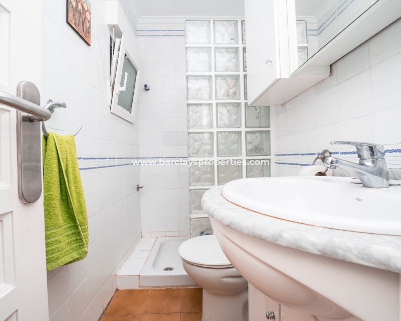 Wederverkoop - Vrijstaande Villa - Urb. La Marina