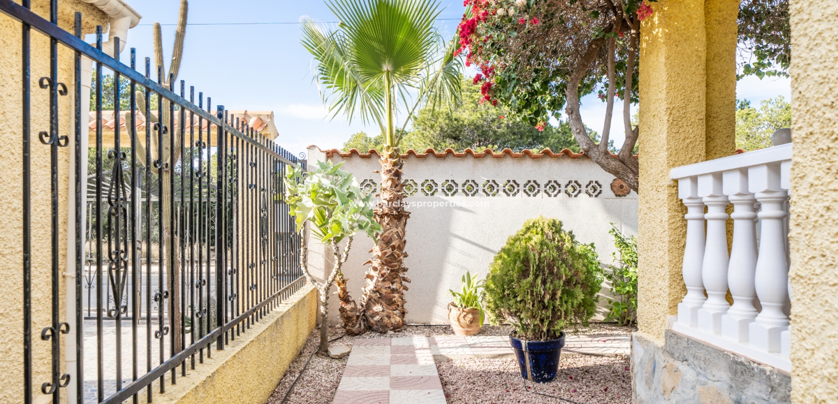 Wederverkoop - Vrijstaande Villa - Urb. La Marina