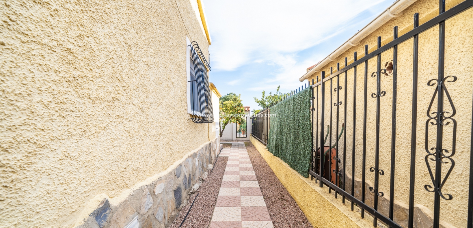 Wederverkoop - Vrijstaande Villa - Urb. La Marina