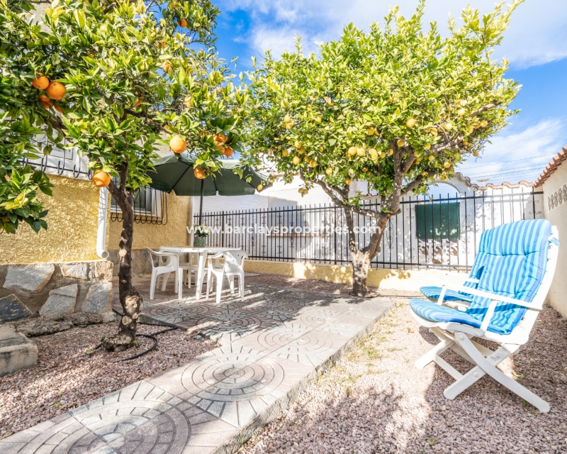 Wederverkoop - Vrijstaande Villa - Urb. La Marina