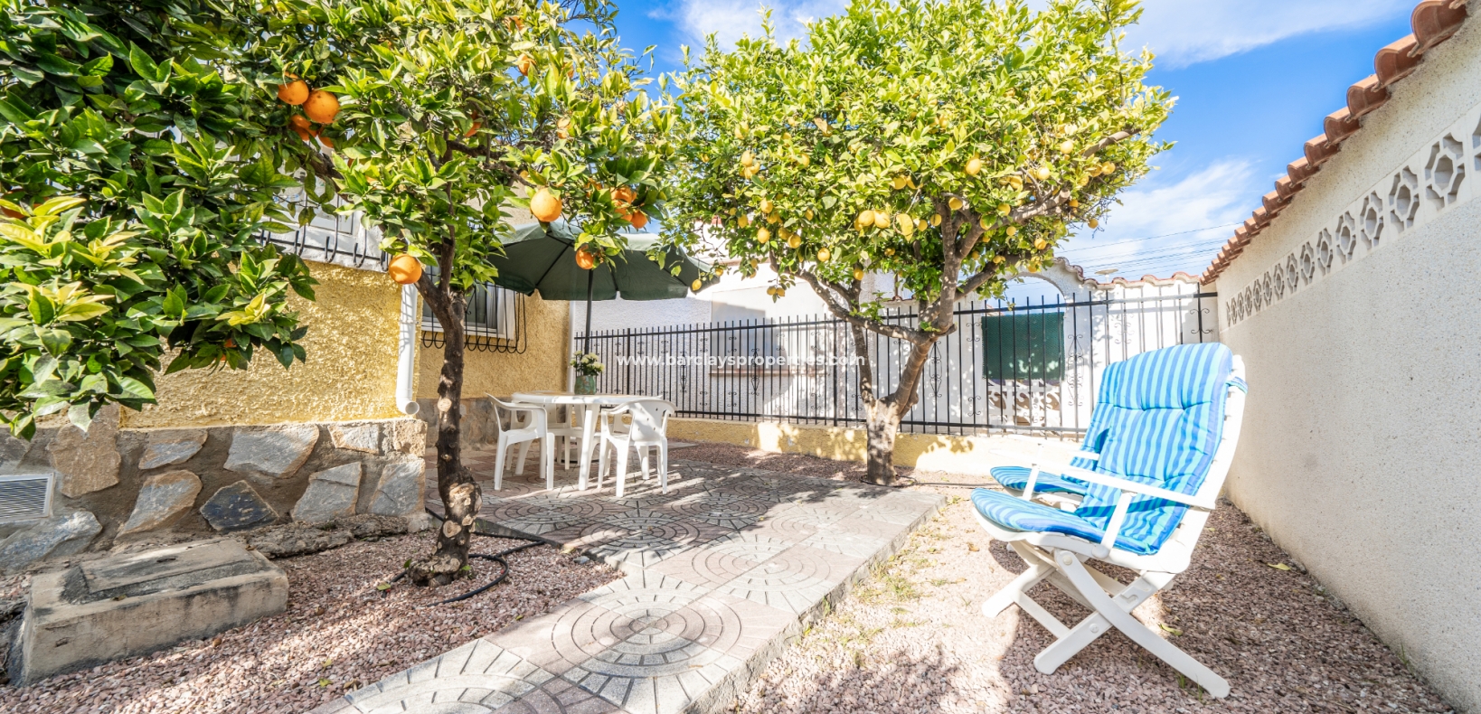 Wederverkoop - Vrijstaande Villa - Urb. La Marina