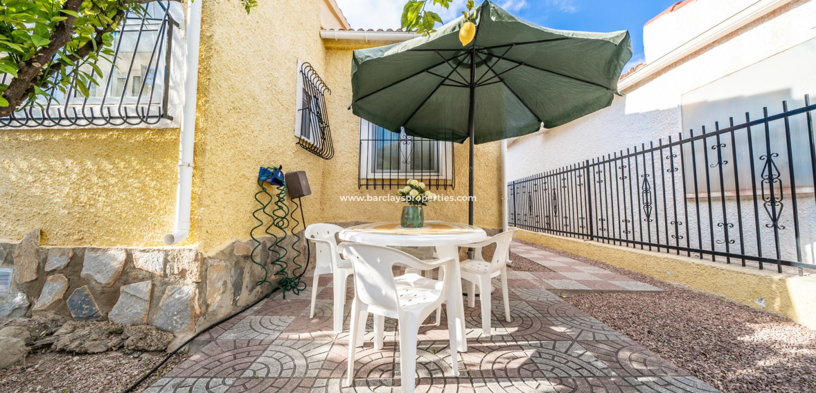 Wederverkoop - Vrijstaande Villa - Urb. La Marina