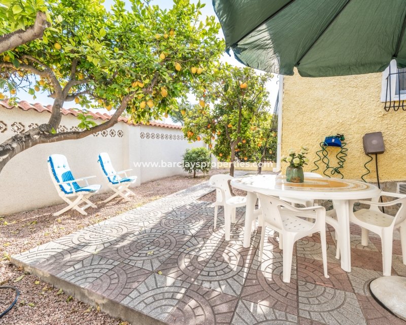 Wederverkoop - Vrijstaande Villa - Urb. La Marina