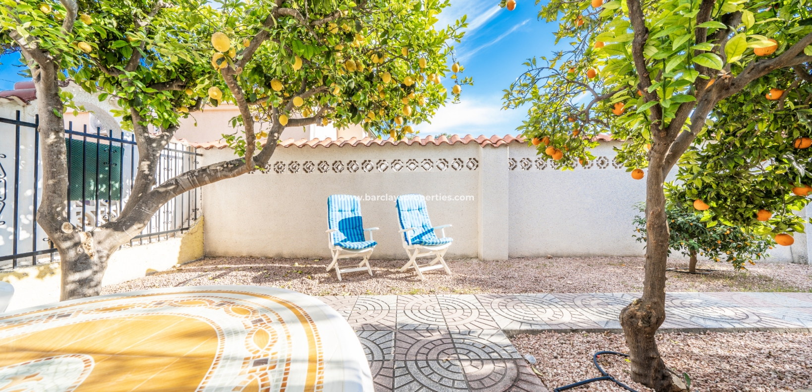 Wederverkoop - Vrijstaande Villa - Urb. La Marina