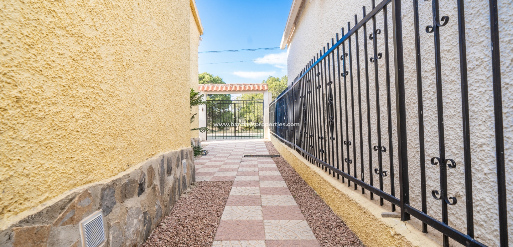 Wederverkoop - Vrijstaande Villa - Urb. La Marina