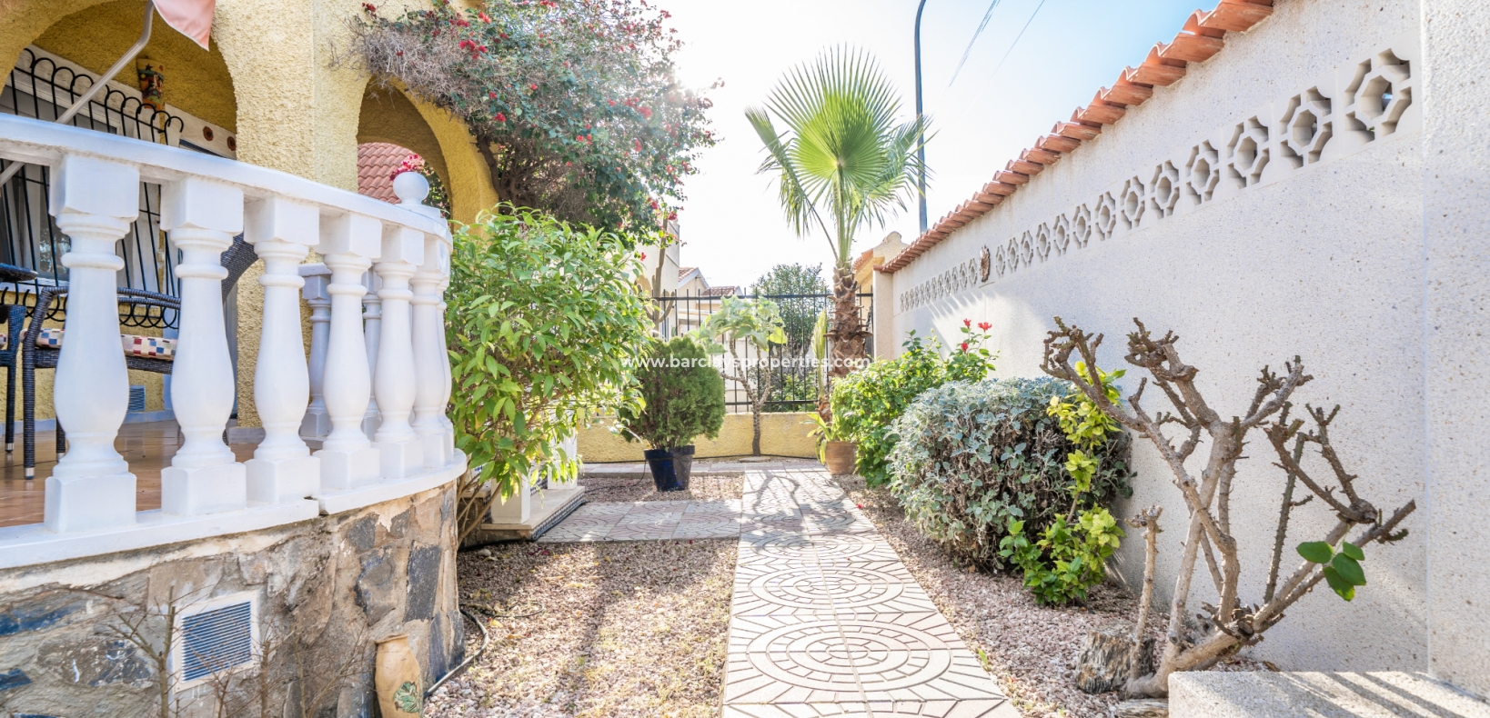 Wederverkoop - Vrijstaande Villa - Urb. La Marina