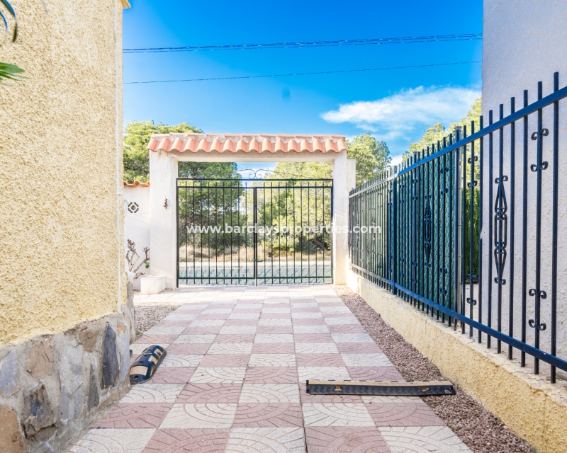 Wederverkoop - Vrijstaande Villa - Urb. La Marina