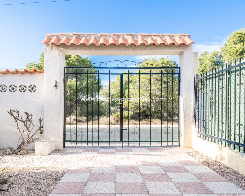 Wederverkoop - Vrijstaande Villa - Urb. La Marina