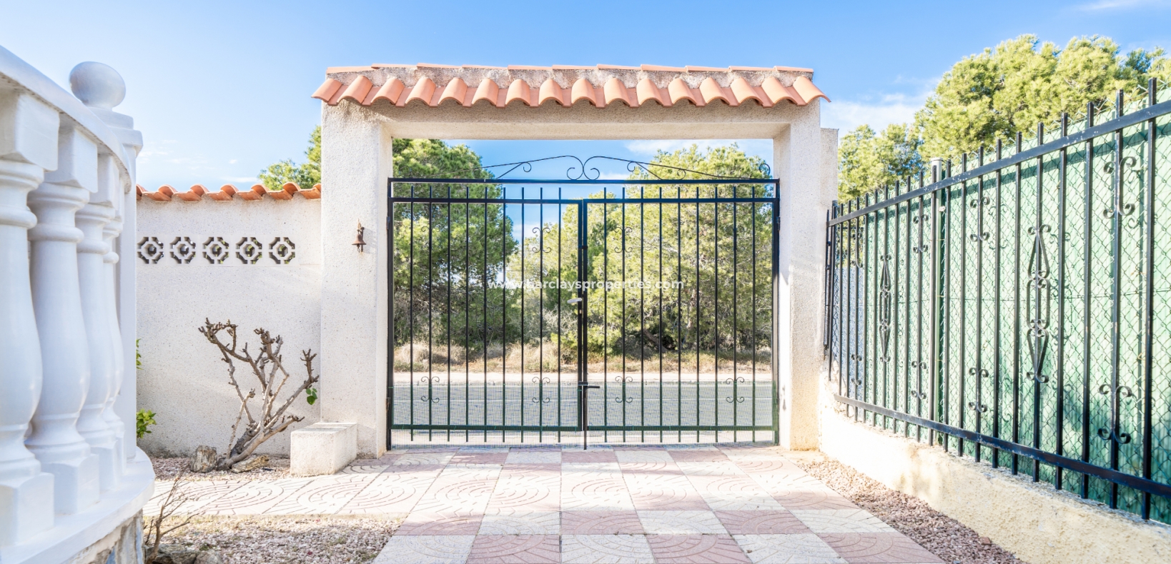 Wederverkoop - Vrijstaande Villa - Urb. La Marina