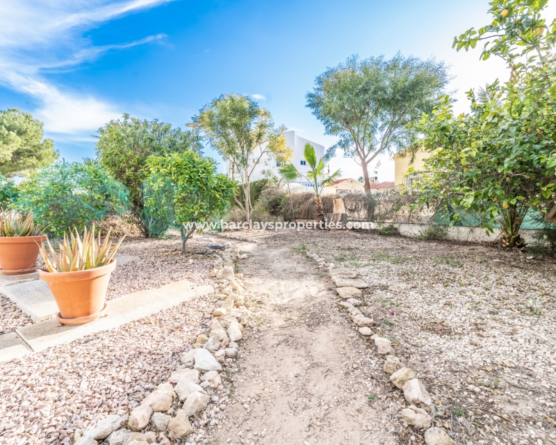 Wederverkoop - Vrijstaande Villa - Urb. La Marina