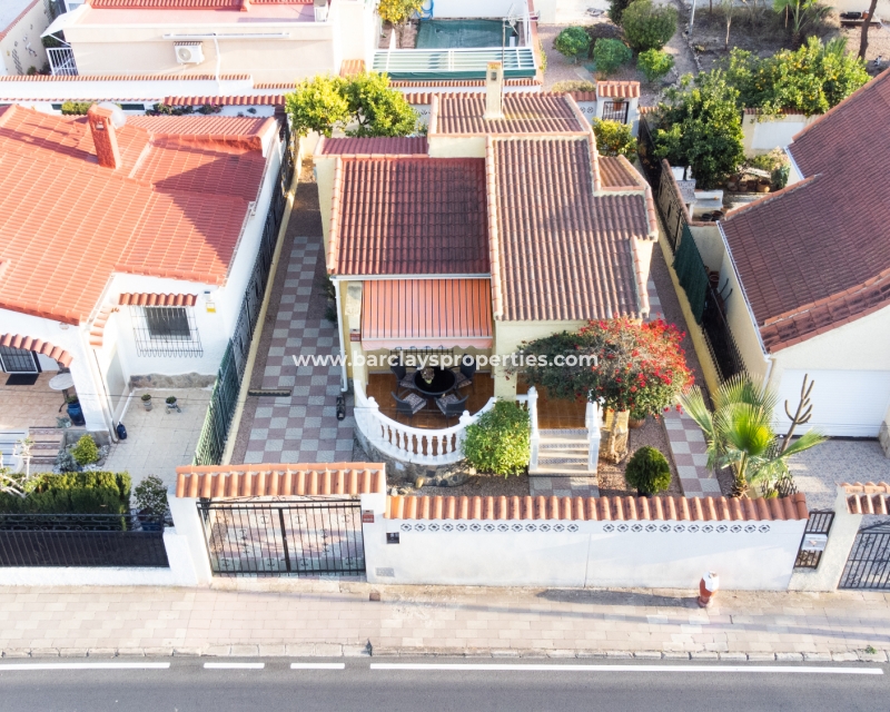 Wederverkoop - Vrijstaande Villa - Urb. La Marina