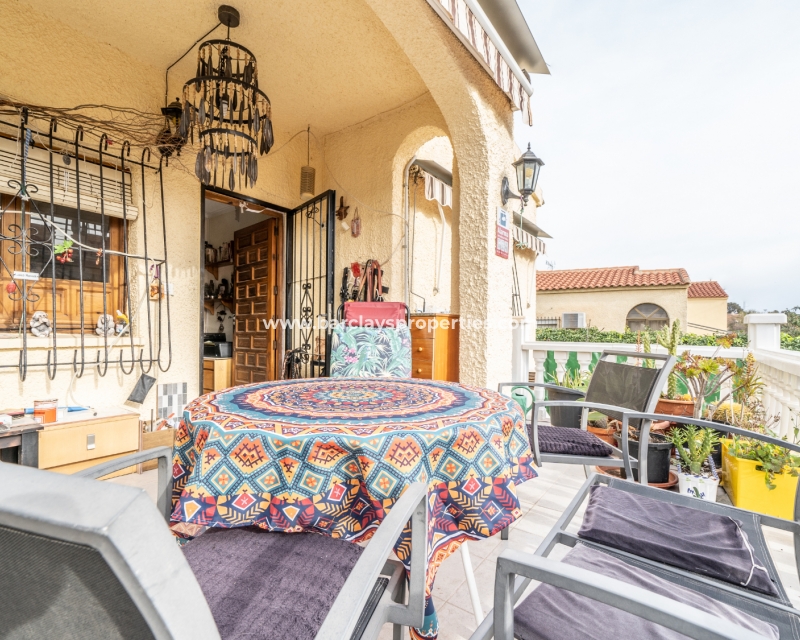 Wederverkoop - Vrijstaande Villa - Urb. La Marina