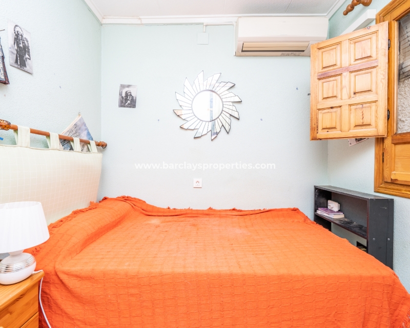 Wederverkoop - Vrijstaande Villa - Urb. La Marina