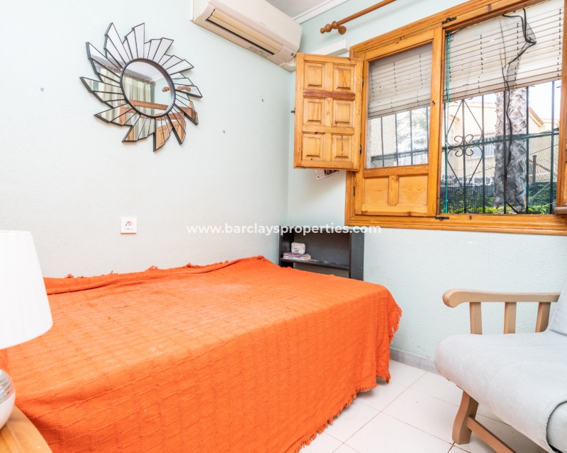 Wederverkoop - Vrijstaande Villa - Urb. La Marina