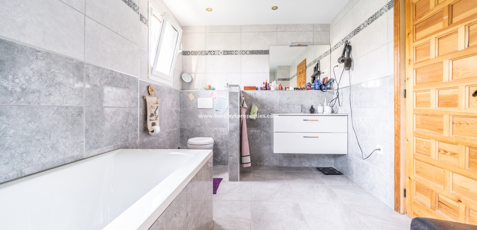 Wederverkoop - Vrijstaande Villa - Urb. La Marina