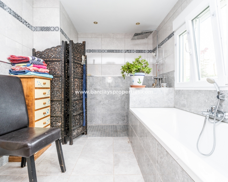 Wederverkoop - Vrijstaande Villa - Urb. La Marina