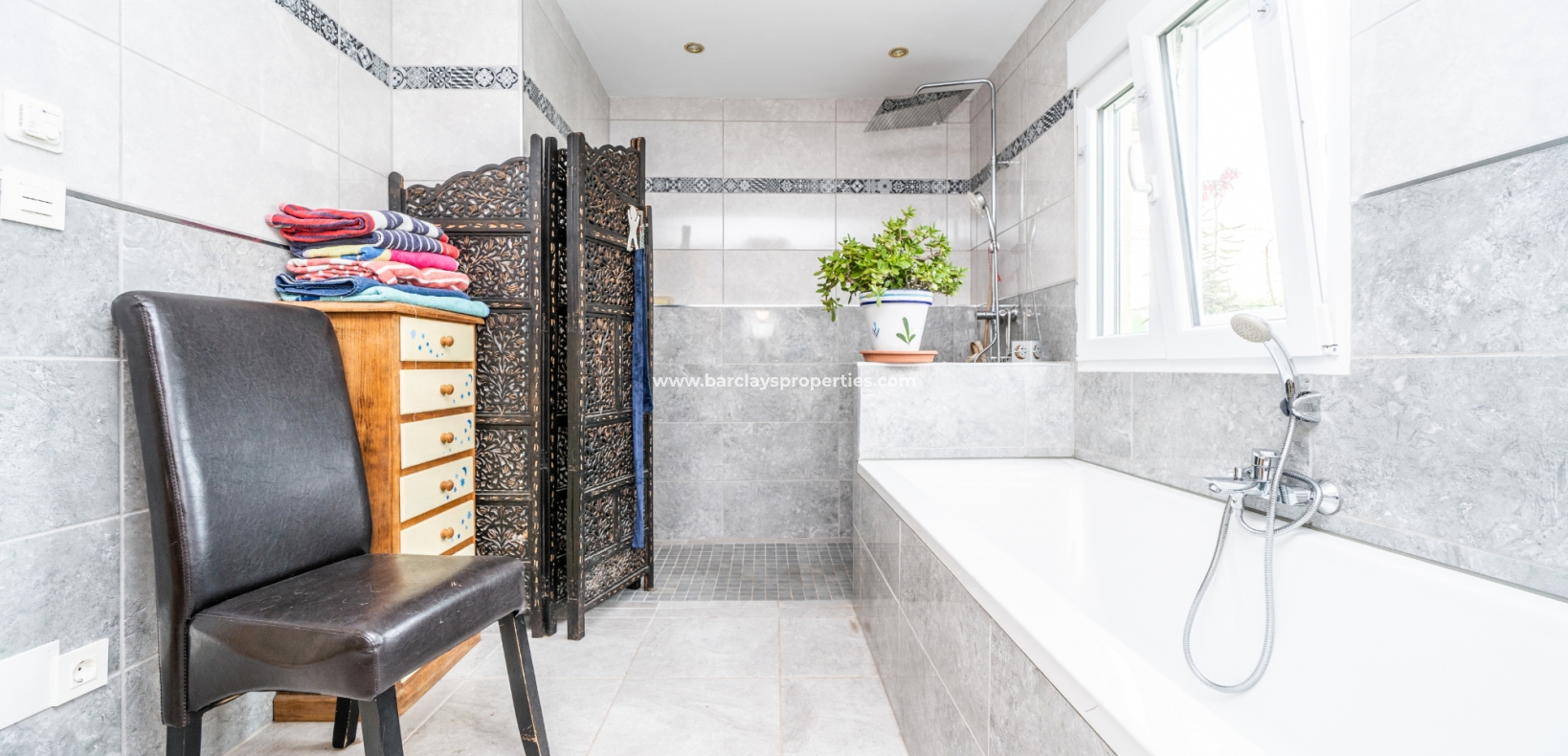 Wederverkoop - Vrijstaande Villa - Urb. La Marina