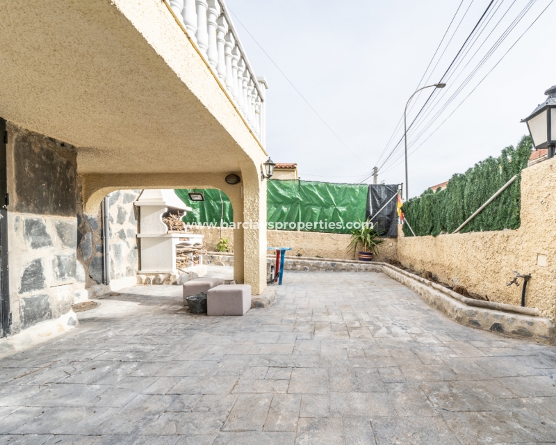 Wederverkoop - Vrijstaande Villa - Urb. La Marina