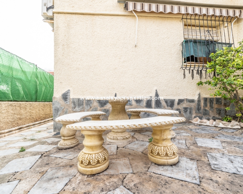 Wederverkoop - Vrijstaande Villa - Urb. La Marina