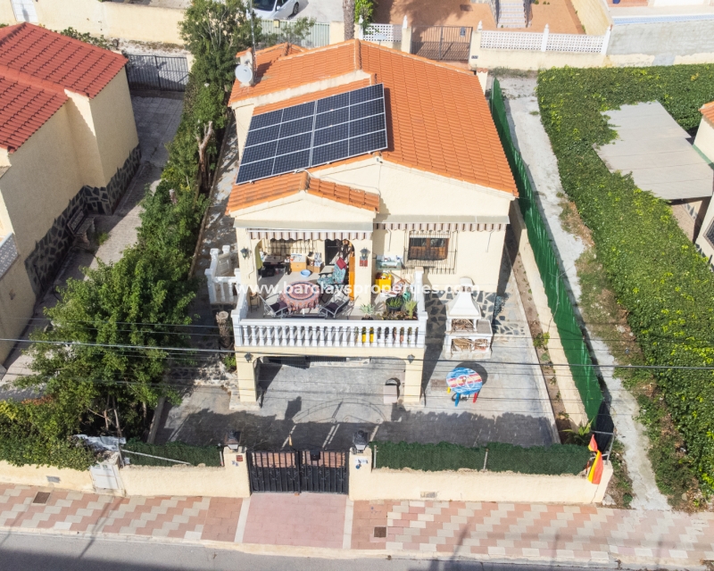 Wederverkoop - Vrijstaande Villa - Urb. La Marina