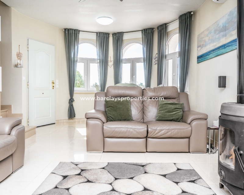 Wederverkoop - Vrijstaande Villa - Urb. La Marina