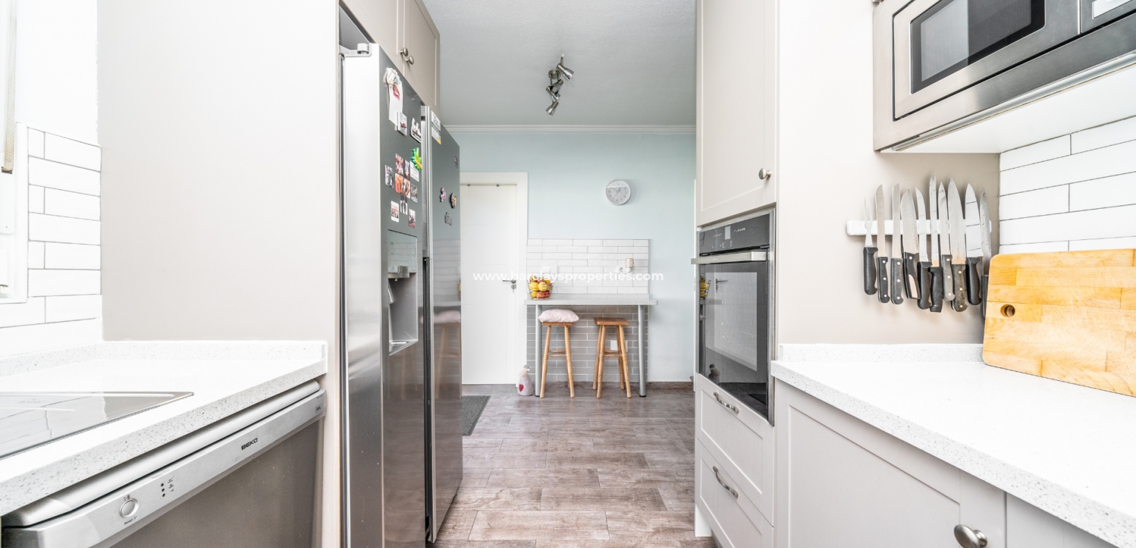 Wederverkoop - Vrijstaande Villa - Urb. La Marina