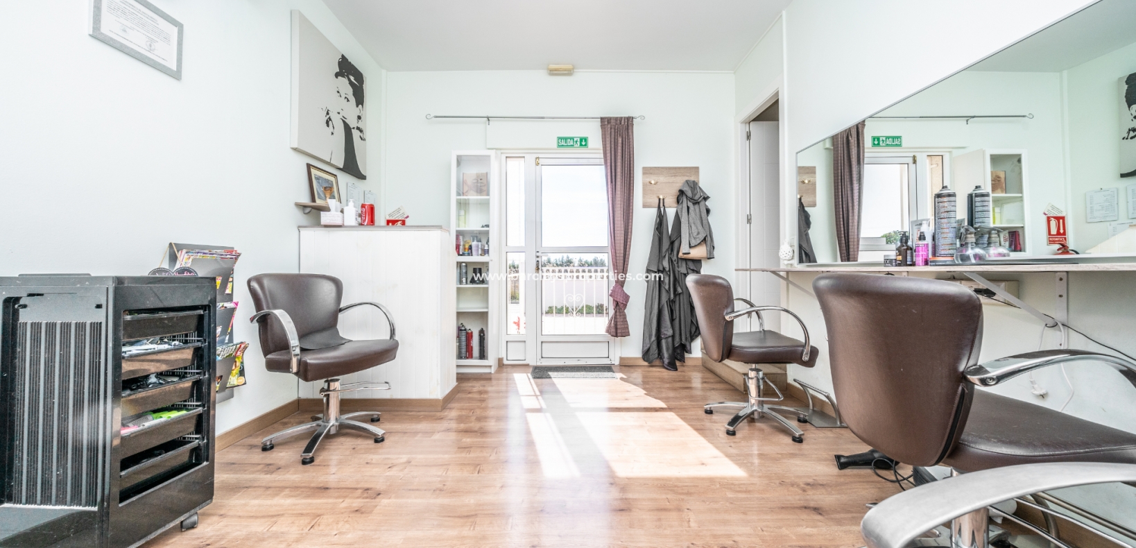 Wederverkoop - Vrijstaande Villa - Urb. La Marina